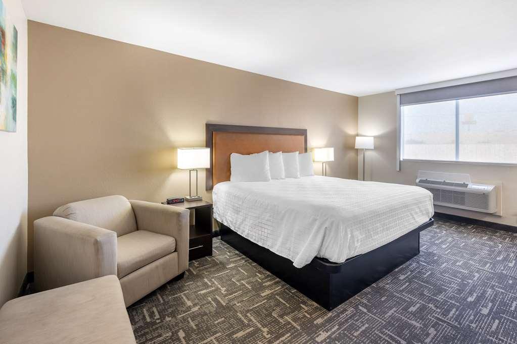 Best Western Post Inn Стая снимка