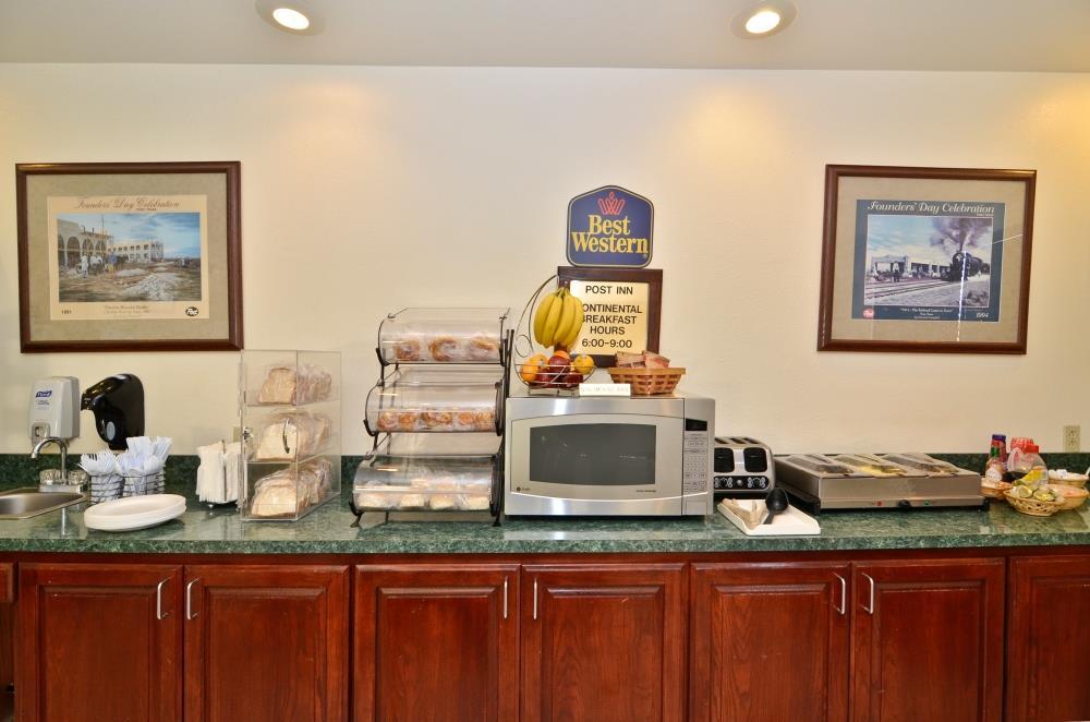 Best Western Post Inn Ресторант снимка